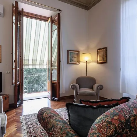 Spartaco Prestigious Apartment-3